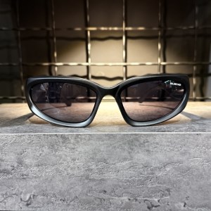 عینک برند BALENCIAGA فریم مشکی / شیشه دودی کد 100