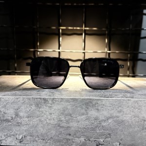 عینک برند MARC JACOBS فریم مشکی براق / شیشه دودی کد 2732
