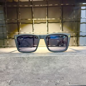 عینک برند GUCCI فریم مشکی مات/شیشه دودی کد GG3700