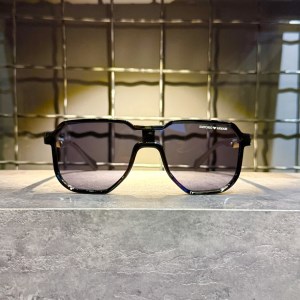 عینک برند ARMANI فریم مشکی / شیشه دودی کد MJ 219