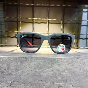 عینک برند RAY BAN فریم مشکی متالیک / شیشه دودی کد RB7222