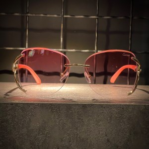 عینک CARTIER فریم فلزی طلایی / شیشه صورتی سفید کد 17208