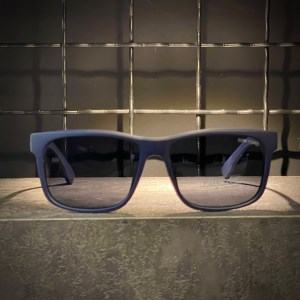 عینک TOMFORD فریم کائوچویی سورمه ای / شیشه دودی کد 8365