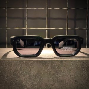 عینک MOSCOT فریم کائوچویی مشکی مات / شیشه دودی کد ZS98155P عینک MOSCOT فریم کائوچویی مشکی مات / شیشه دودی کد ZS98155P