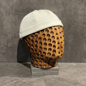 کلاه لیونی وارداتی طرح بیسیک کد 21403 رنگ سفید